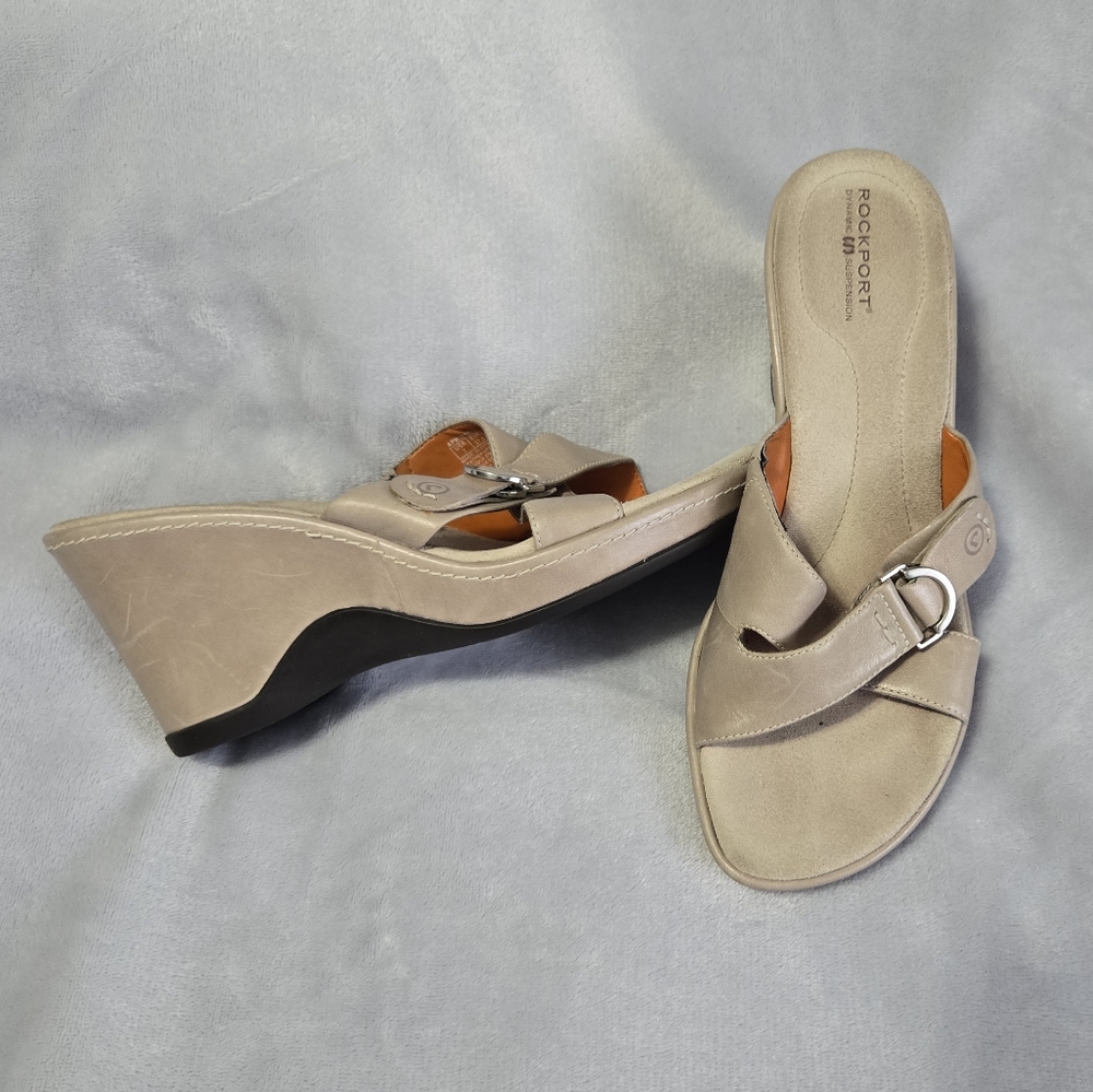 Rockport Women's Beige Wedge Sandals